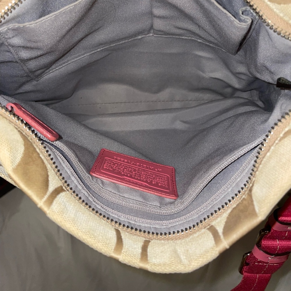 Coach Crossbody Bag With Matching Wallet Gem